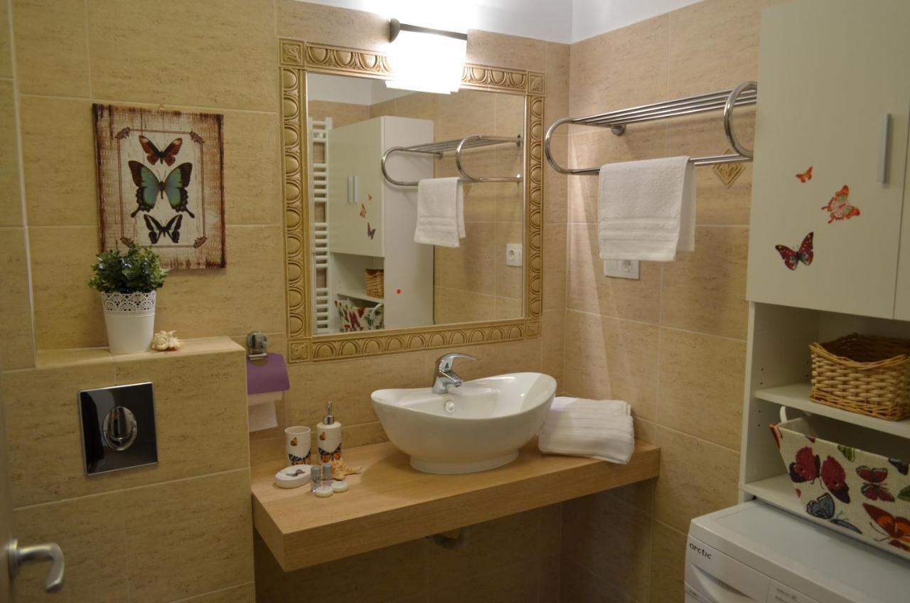 Sweet Butterflies Residence Брашов Екстериор снимка